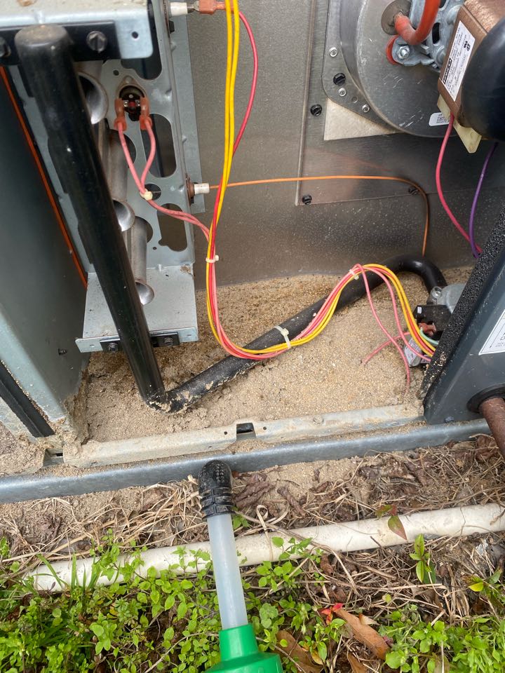 Goodman gas package unit heat maintenance and ductwork evaluation 