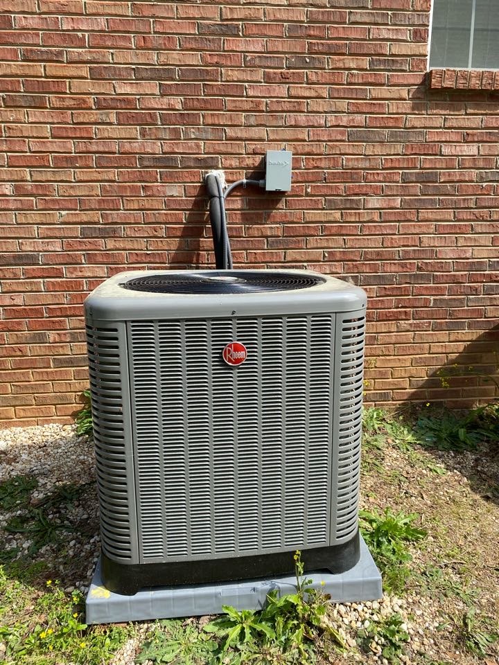 Quality control inspection for the installation of a new high efficiency Rheem 16 seer 4 stage heating and 3 stage cooling communicating heat pump condenser with the ability to dehumidify.