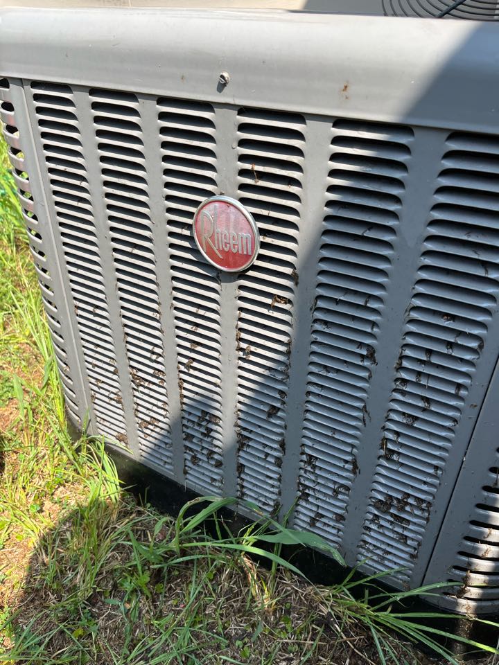 Rheem heat pump capacitor replacement and air conditioning maintenance. 