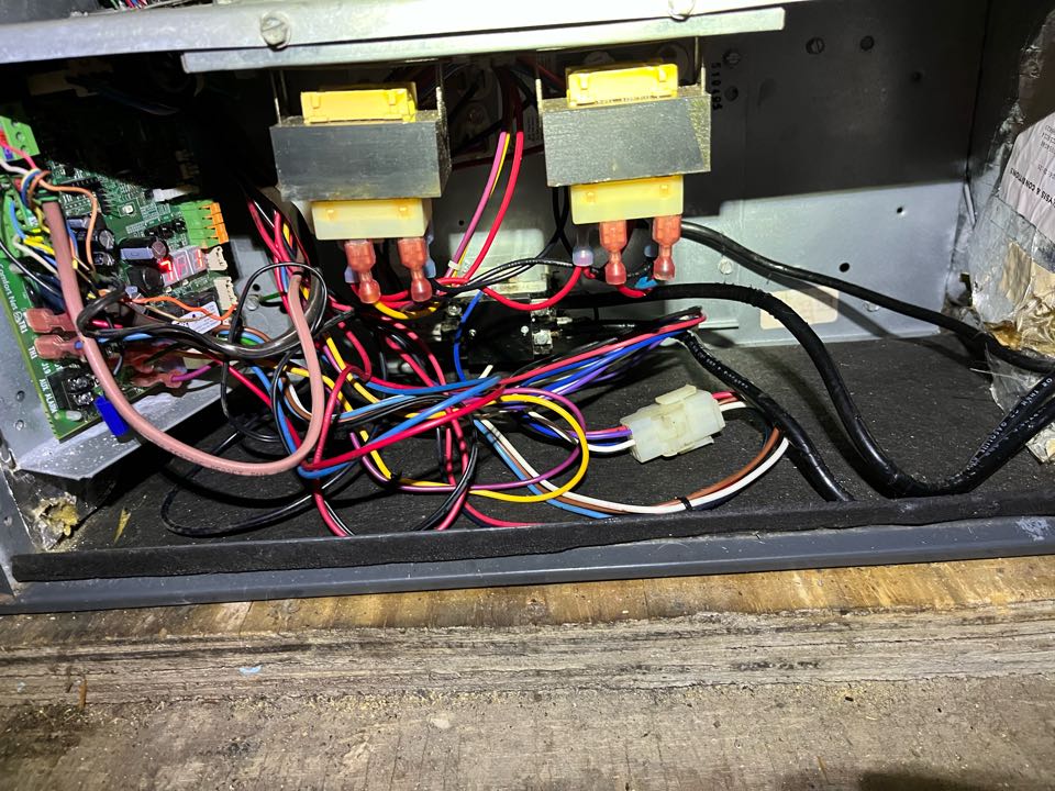 Goodman heat pump air conditioning maintenance.