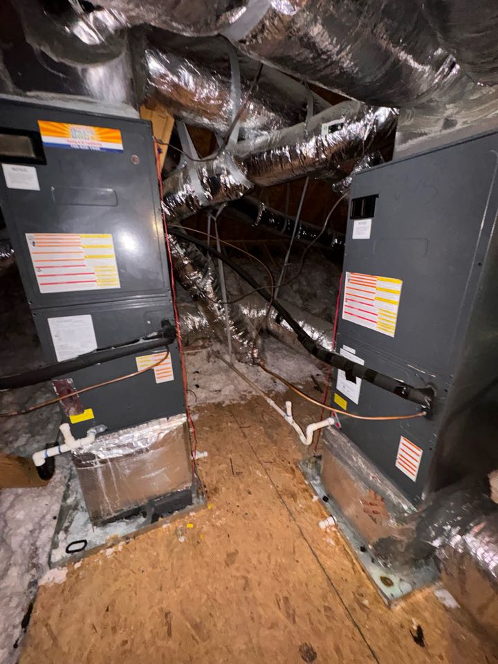 2 Goodman hp splits heat maintenance 