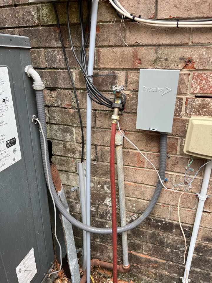Goodman gas package unit service disconnect and inducer draft motor replacement. 