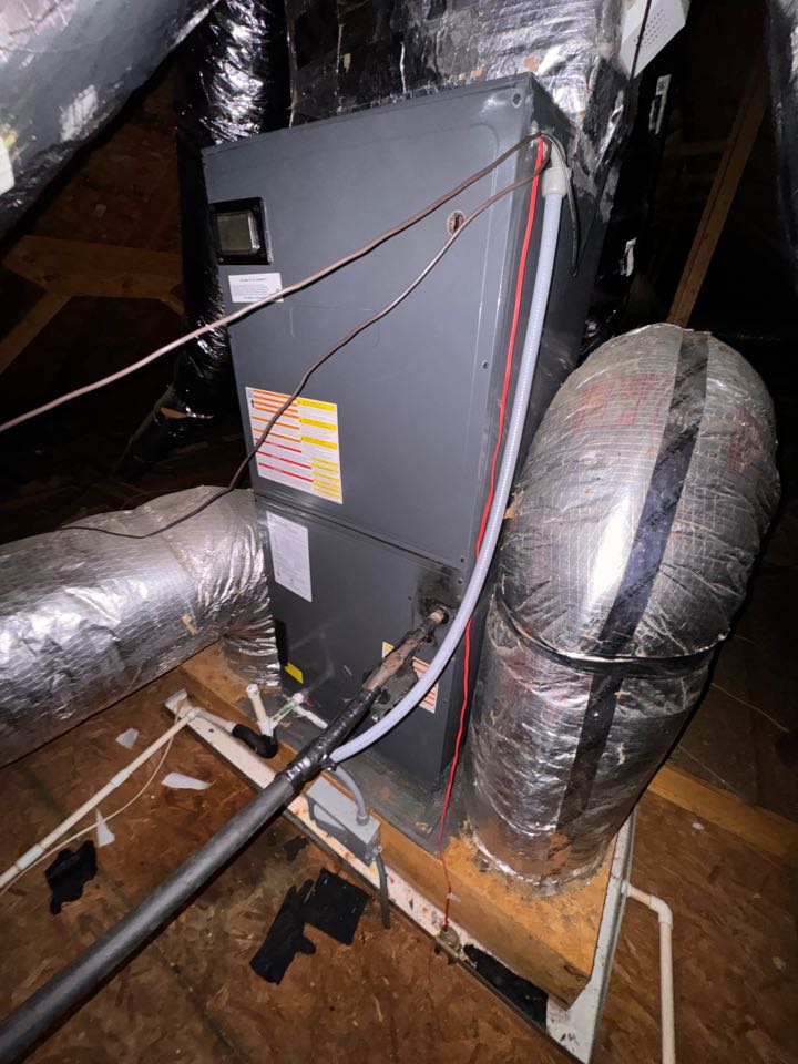 Goodman hp split heat maintenance 