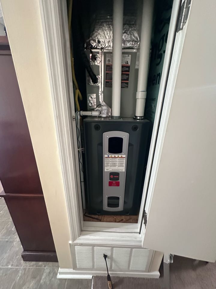 Trane 2 ton gas split ac maintenance 