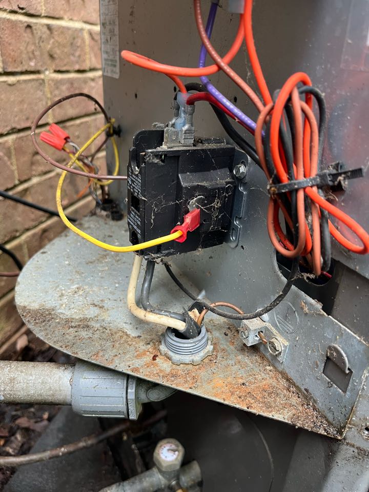 Rheem air conditioning diagnostic and repair. 
