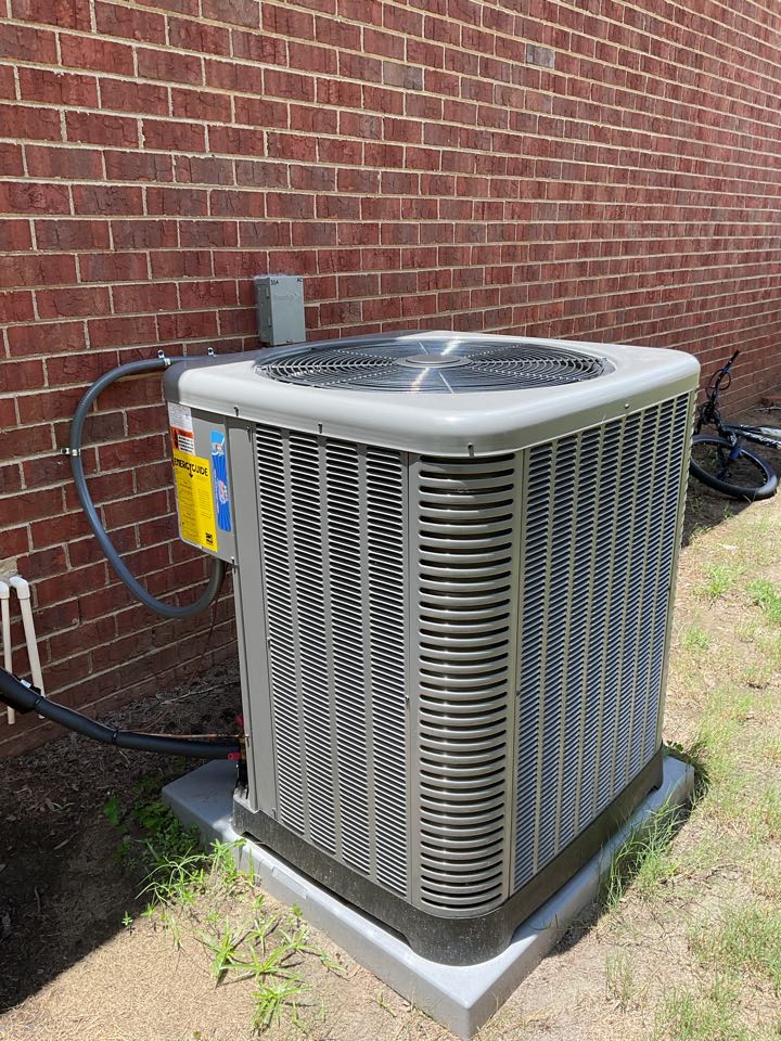 New High Efficiency Heat Pump Split replacement 10 year warranty install