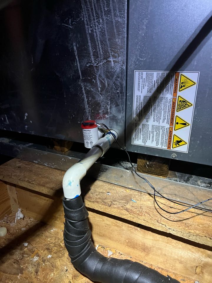 Trane heat pump air conditioning repair. 