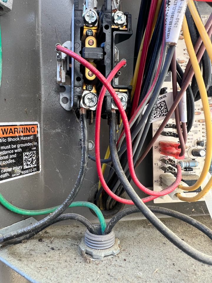 Replacing contactor on Lennox heat pump