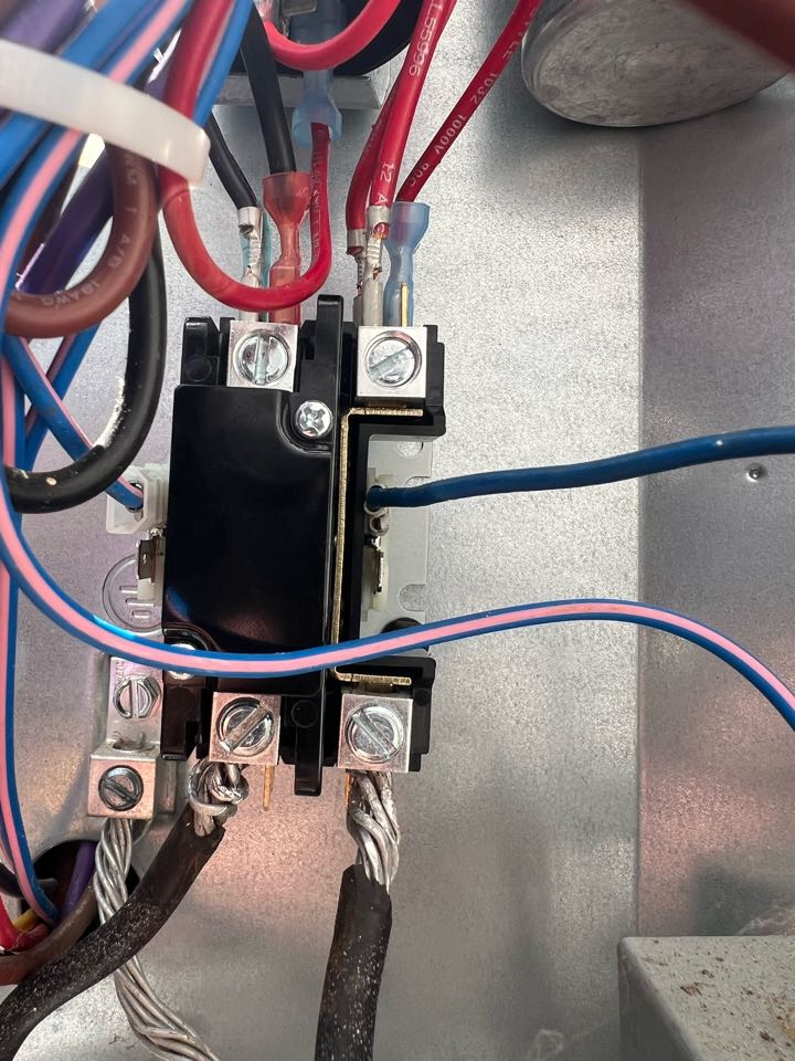 Replacing contractor on Goodman condenser.