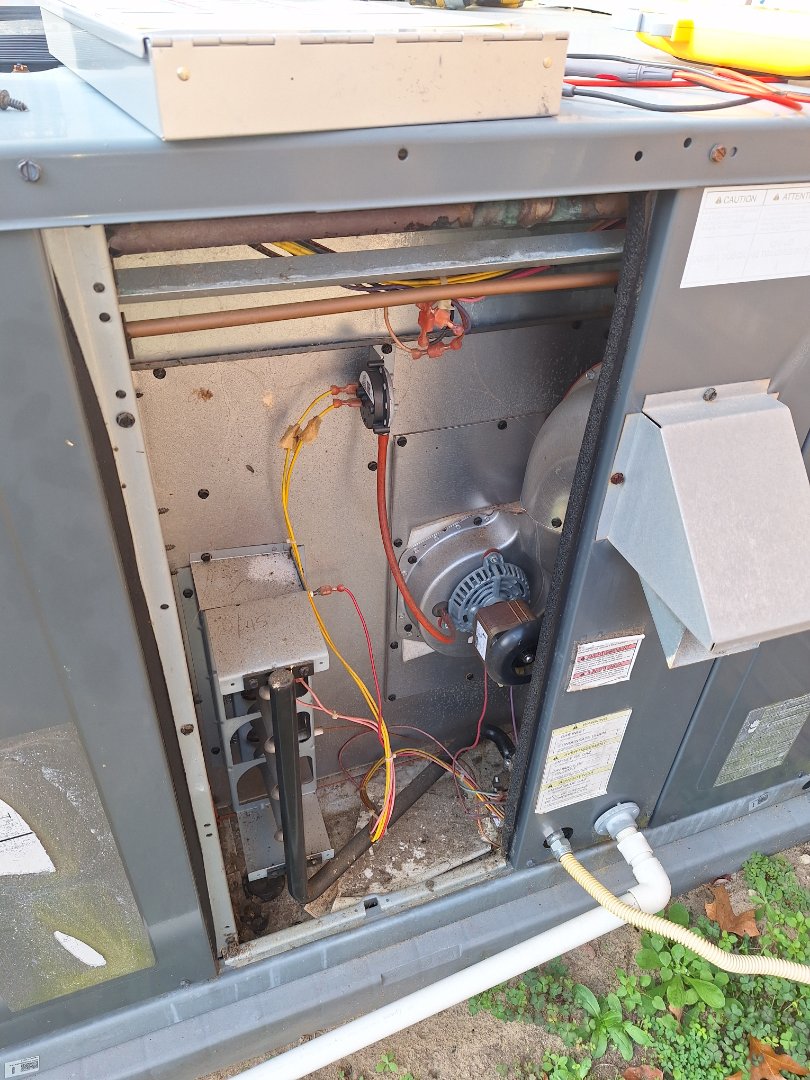 Goodman gas package unit heat maintenance.