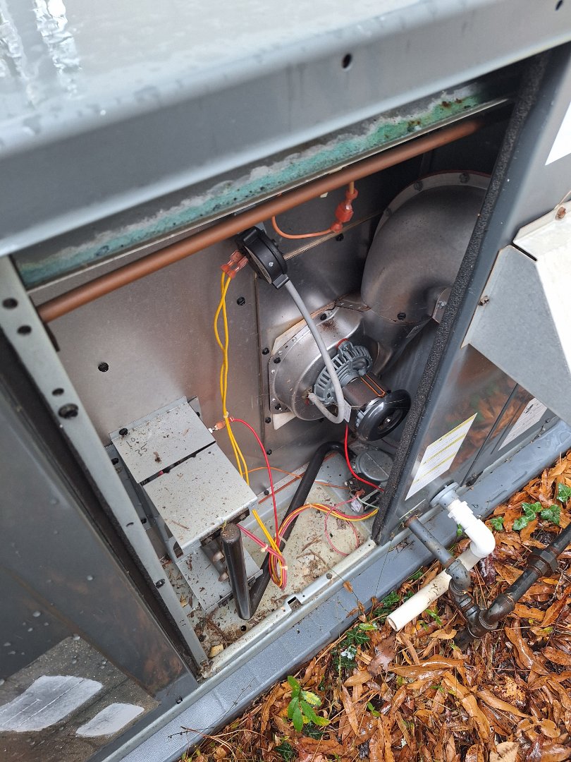 Goodman gas package unit furnace maintenance 