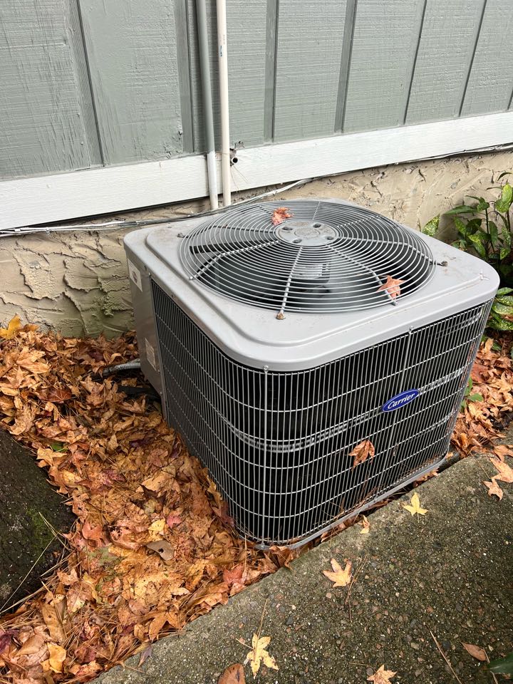 Heat maintenance on carrier heat pump.