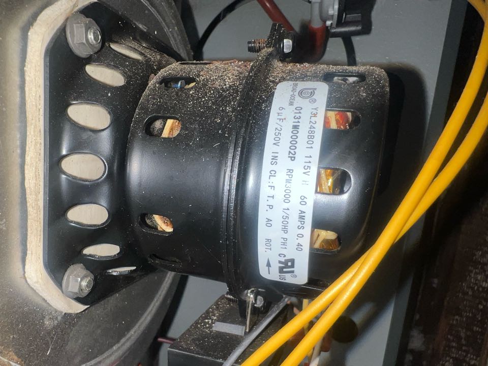 Heat maintenance on Goodman heat pump.