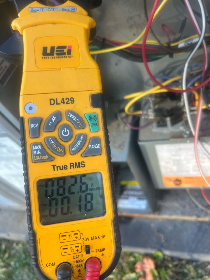 Heat maintenance on RUUD heat pump package unit.