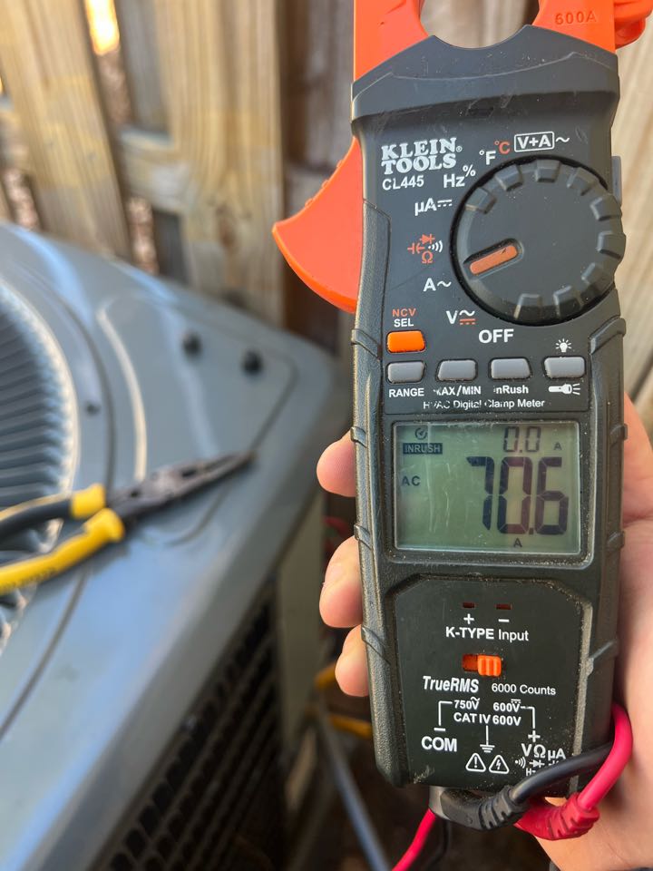 Heat maintenance on Goodman heat pump.