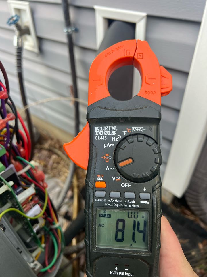 Heat maintenance on Goodman heat pump.