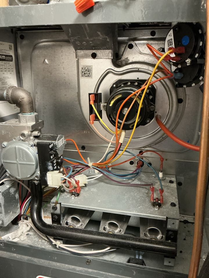 Goodman gas furnace maintenance 