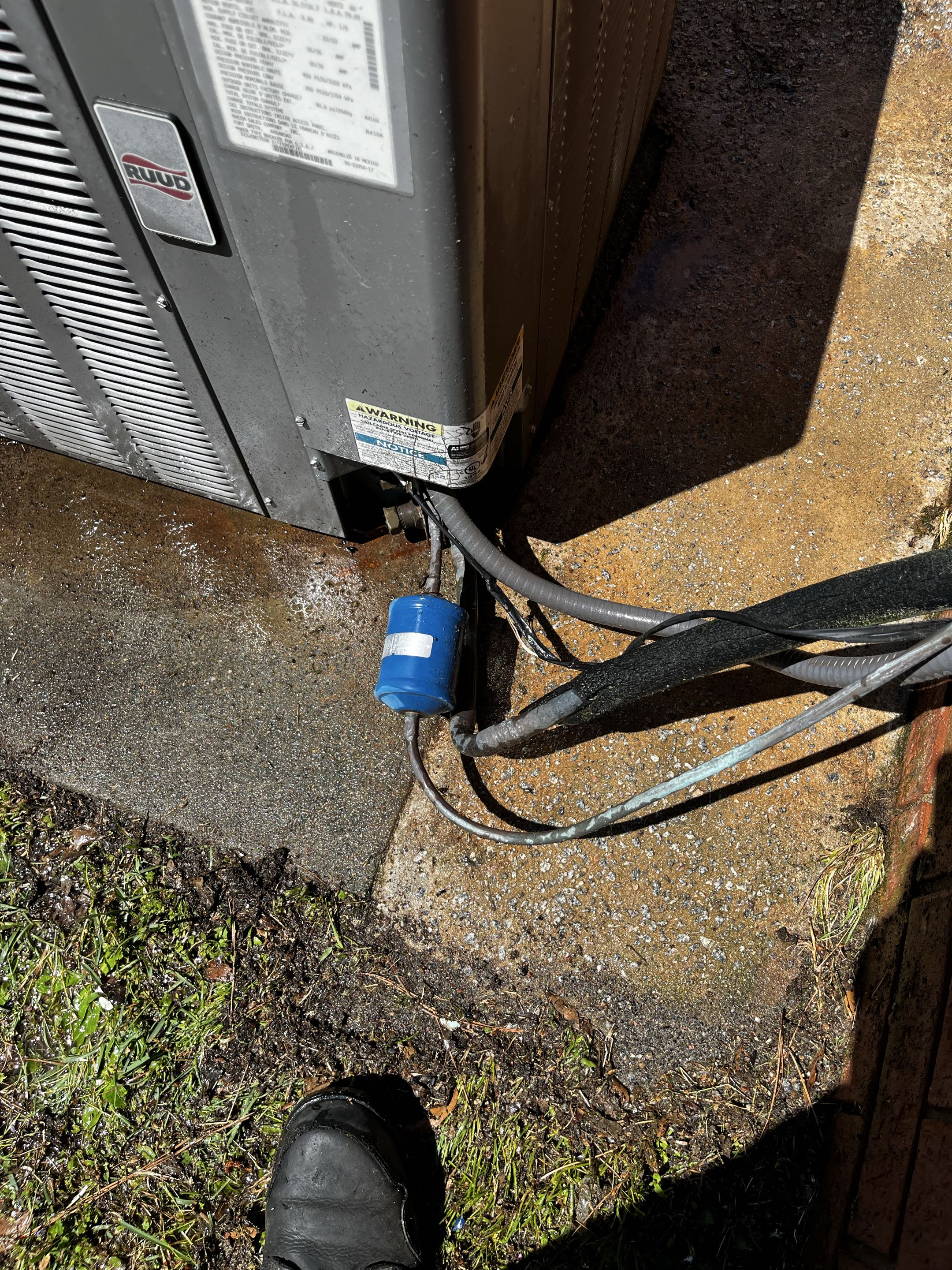 Rheem air conditioning maintenance and tune up. 