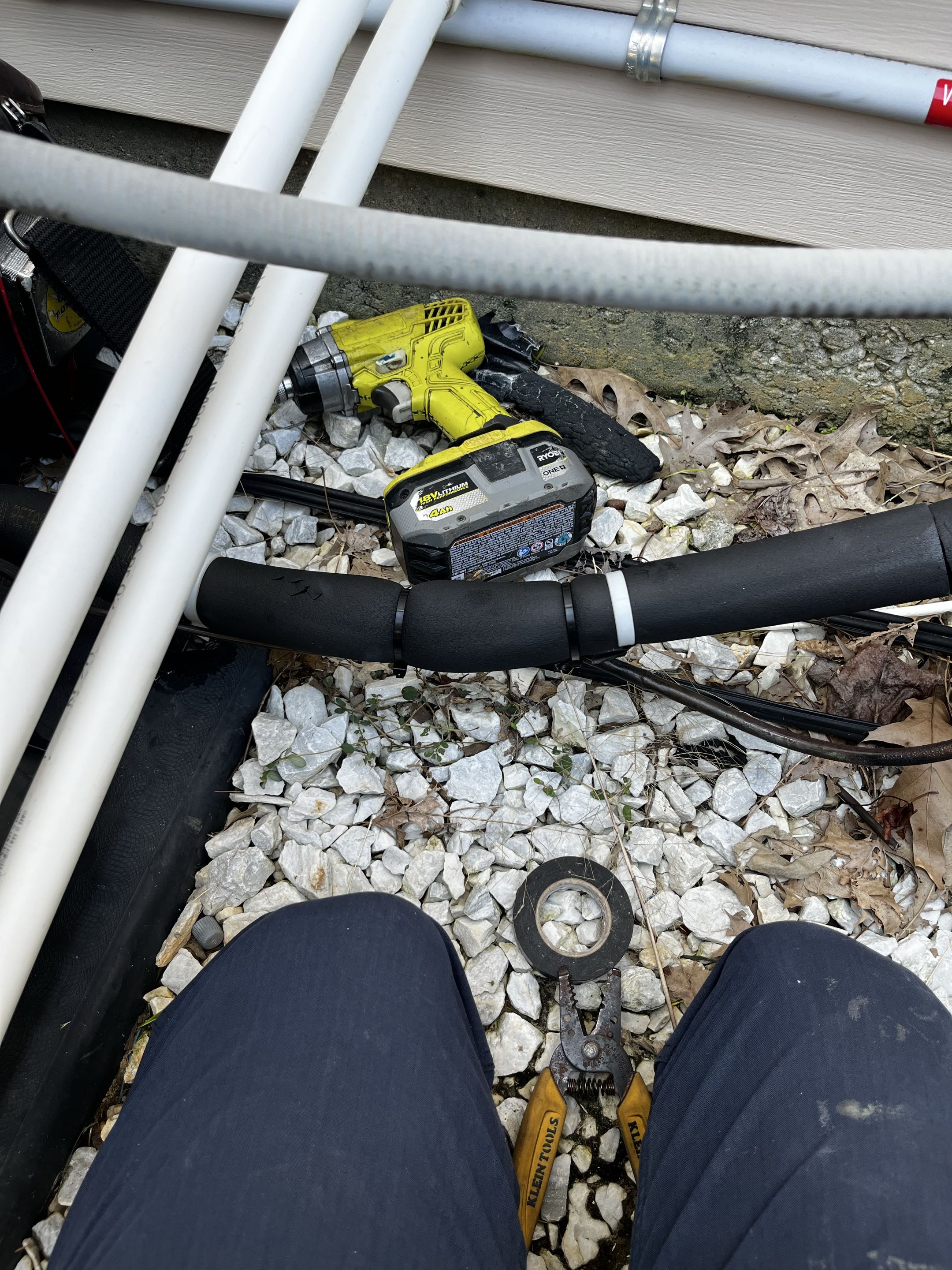 Goodman heat pump split system diagnostic and wiring repair. 