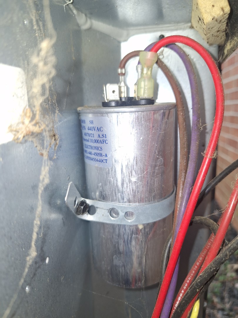 goodman ac capacitor breakdown and repair in Martinez 