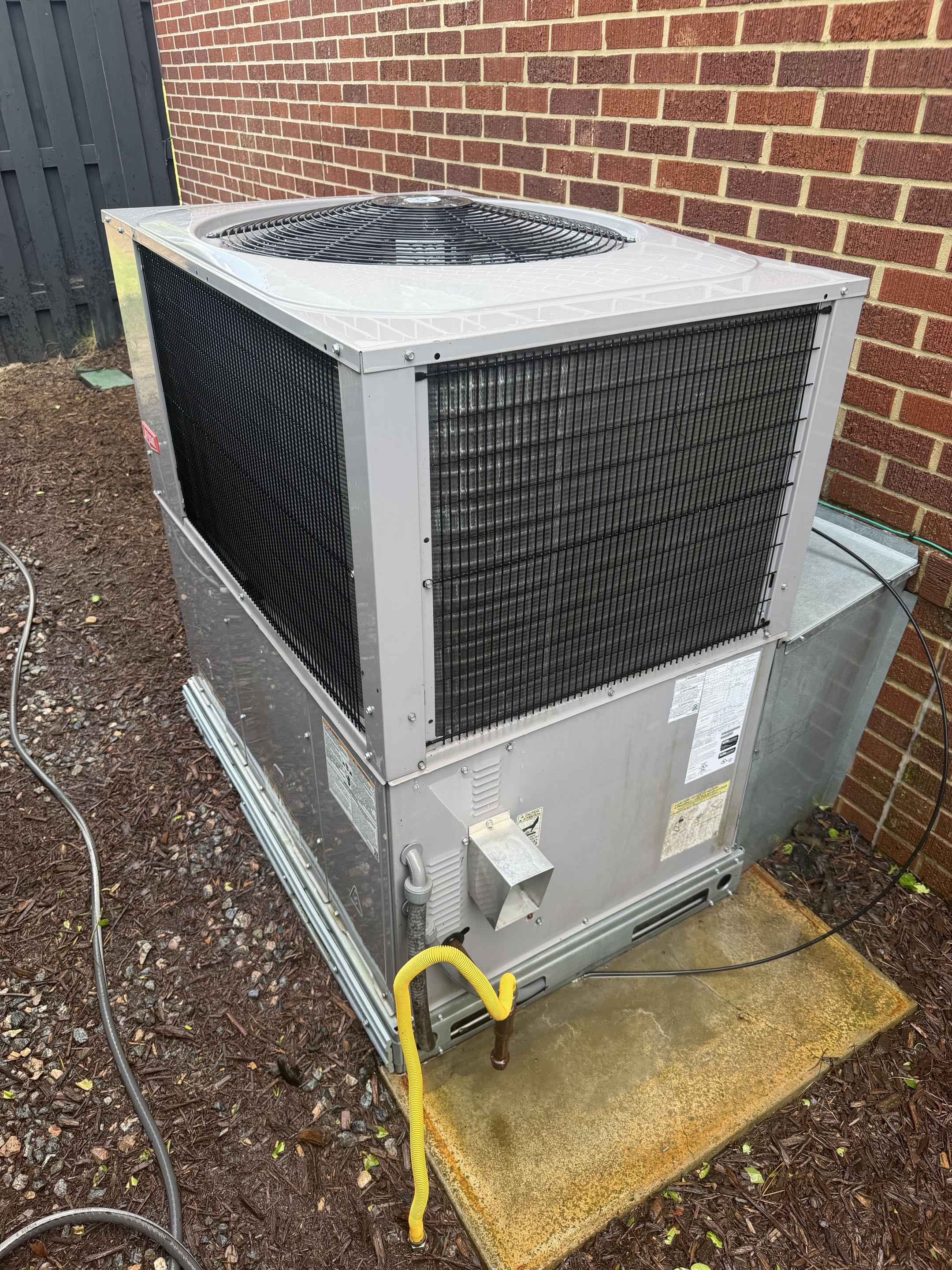 Air conditioning cleaning on a carrier air conditioner 