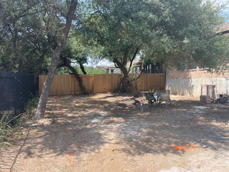 We are in Spicewood, Texas going to install a LawnPop artificial grass putting green by the swimming pool. This homeowner will enjoy his eco-friendly LawnPop synthetic Turf around the pool for the kids and pets to play.  