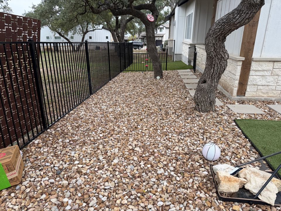 We are in the town of dripping Springs going to install a LawnPop synthetic turf putting green.  This homeowner and their kids will be able to practice and improve their golf short game. Our LawnPop, artificial turf golf greens are great fun for family and friends.  