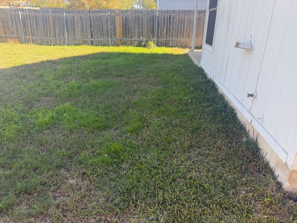 Austin, TX - We are in the south Austin Neighborhood Sunset Valley going to install a LawnPop synthetic grass putting green. This homeowner will start saving money by using artificial turf and eliminate water bills.  