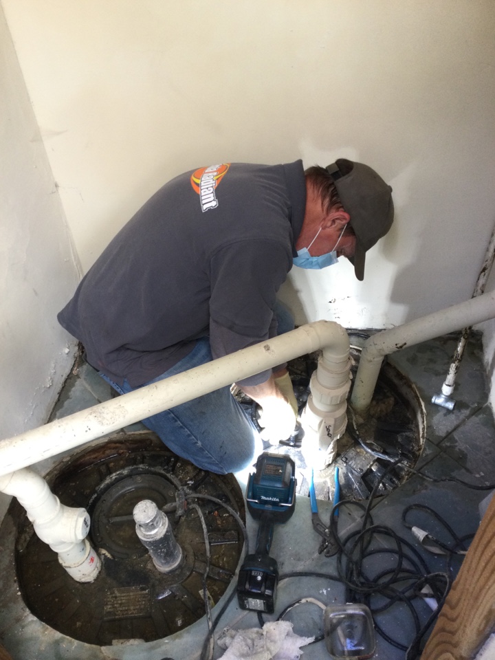 Capitola, CA - Performed sewage ejection pump diagnostic service. Capitola, CA - Performed sewage ejection pump diagnostic service.