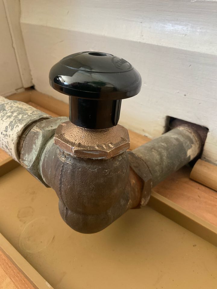 Repaired radiator valve