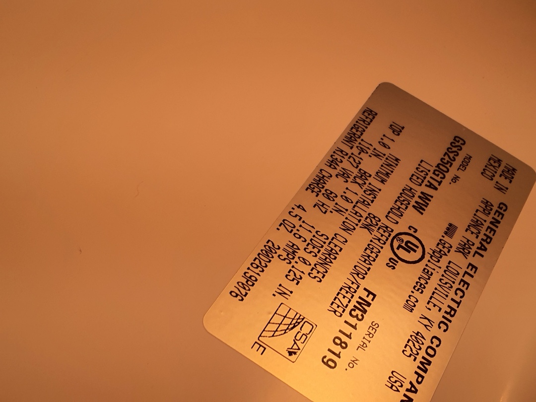 whirlpool fridge making noise