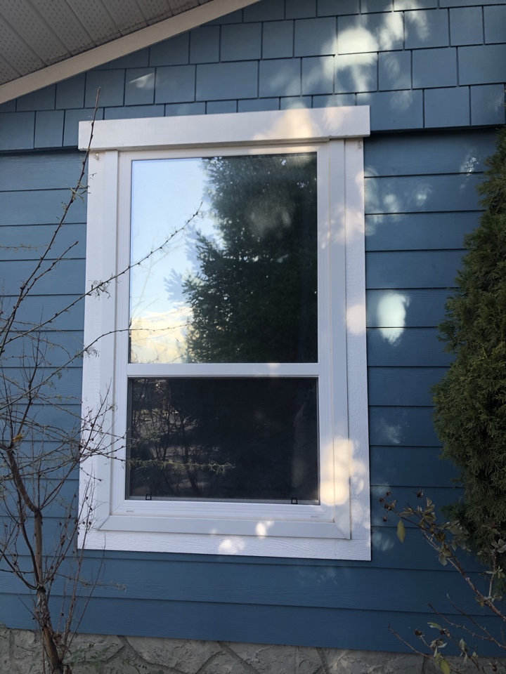 Calgary, AB - Quoting for new Energy Efficient vinyl windows. This customer recently had their windows replaced by a large local manufacture. Their sliding windows only have one piece of weather stripping and she is now forced to replace them because they freeze up in the winter. Our GENTEK windows are made to preform in the winter! Backed with our excellent customer service Calgary, AB - Quoting for new Energy Efficient vinyl windows. This customer recently had their windows replaced by a large local manufacture. Their sliding windows only have one piece of weather stripping and she is now forced to replace them because they freeze up in the winter. Our GENTEK windows are made to preform in the winter! Backed with our excellent customer service