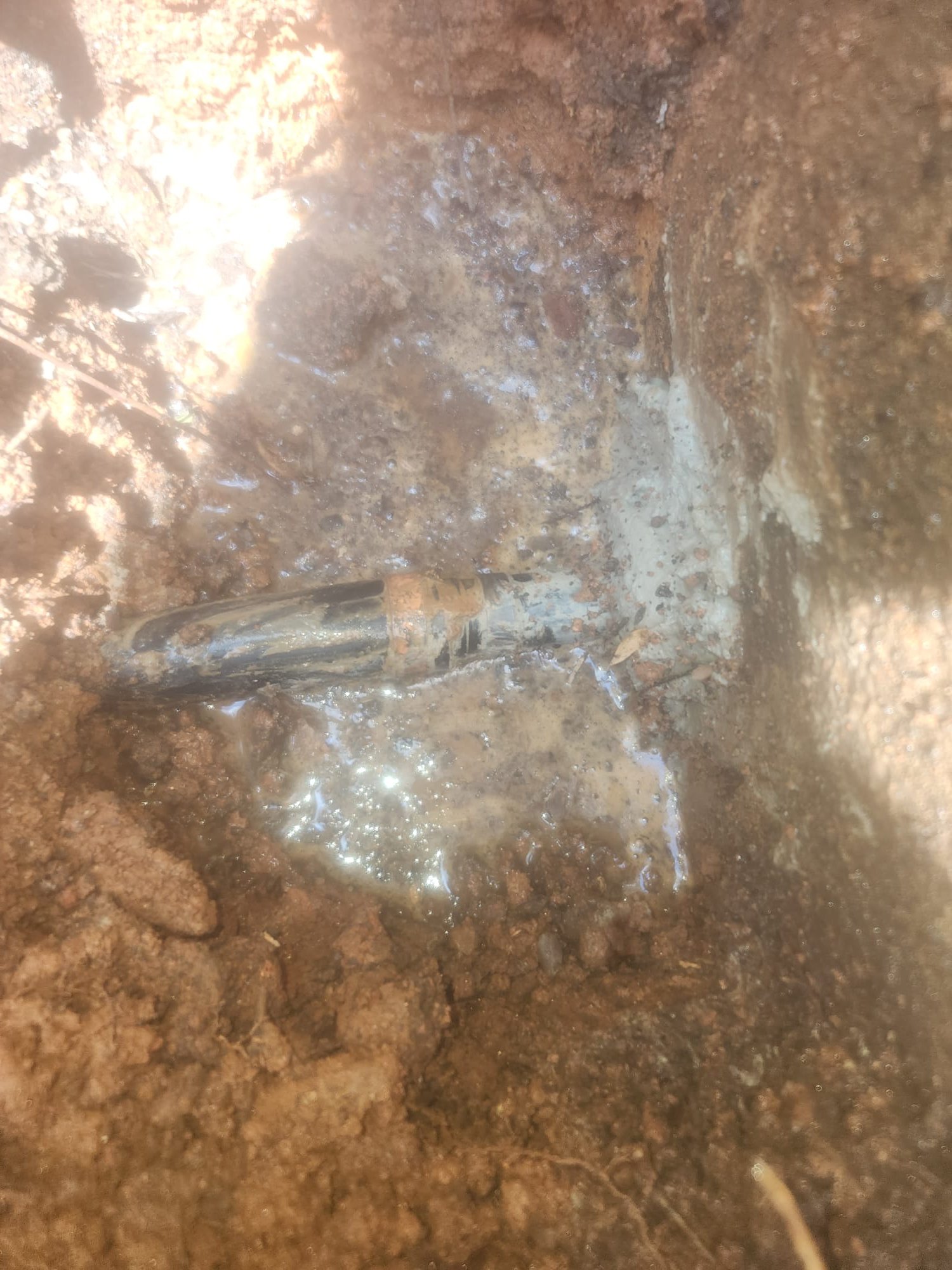 Our team successfully replaced the existing water service line with a new 1-inch Polyethylene pipe, extending from the water meter to the house. We carefully excavated the area to access the old service line, ensuring minimal disruption. The old pipe was removed, and the new Polyethylene pipe was installed, ensuring a secure and leak-proof connection. We tested the new system for any leaks and confirmed that water flow was restored to the house. The area was cleaned up, and all tools and materials were properly disposed of or stored.