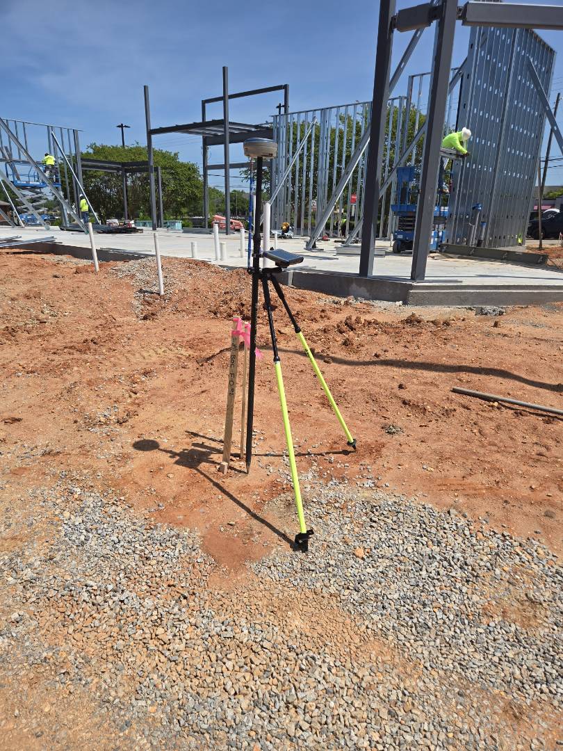 Montgomery, AL - Construction is underway for a new Chase Bank location on Taylor Road in Montgomery, Alabama.

Our team provided construction staking services to support accurate layout and keep the project moving efficiently from the ground up. From control to layout, precision in these early stages is what keeps everything else on track.

If you?re planning a commercial project and need dependable layout services, we?re ready to help.