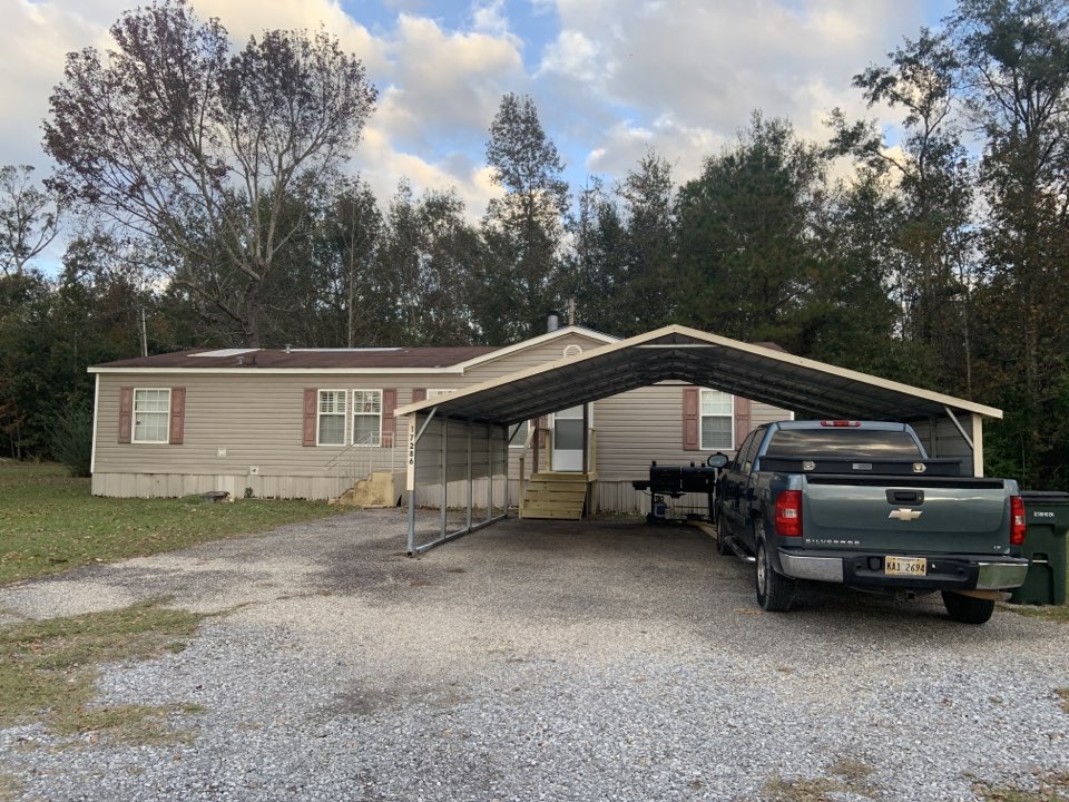 Kiln, MS - Double wide on nice property Kiln, MS - Double wide on nice property