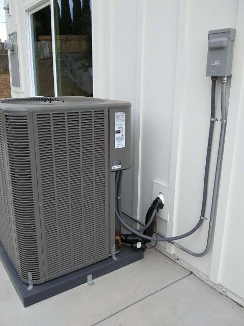 Burbank, CA - Installed a new Gas Furncae, new ducts, and a new Thermostat in the city of Burbank, CA. Burbank, CA - Installed a new Gas Furncae, new ducts, and a new Thermostat in the city of Burbank, CA.