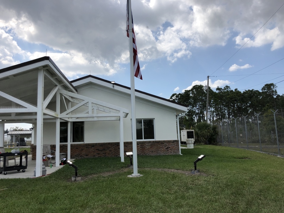 Miami, FL - Installed new flag pole lights Miami, FL - Installed new flag pole lights