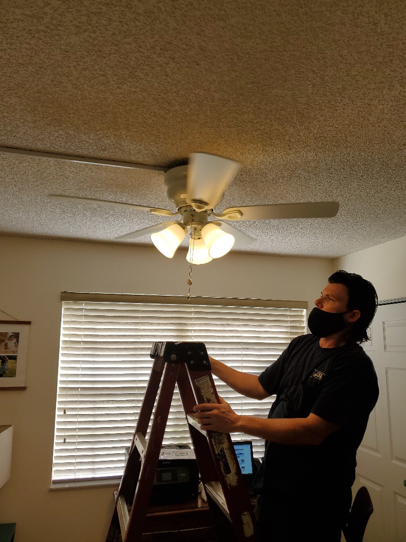 Homestead, FL - Replacing broken ceiling fan Homestead, FL - Replacing broken ceiling fan
