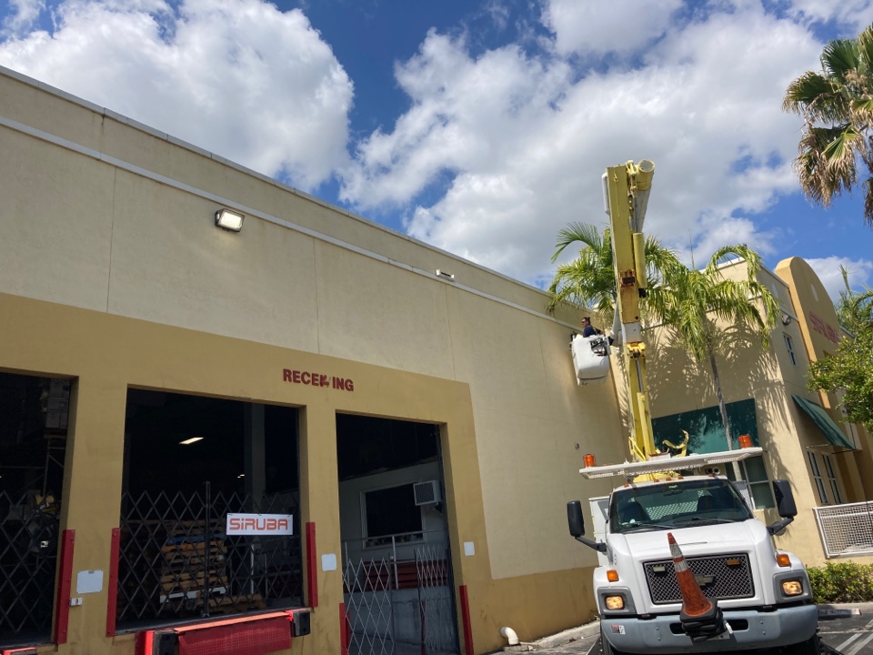 Doral, FL - Installing new led wall packs and photo cells Doral, FL - Installing new led wall packs and photo cells