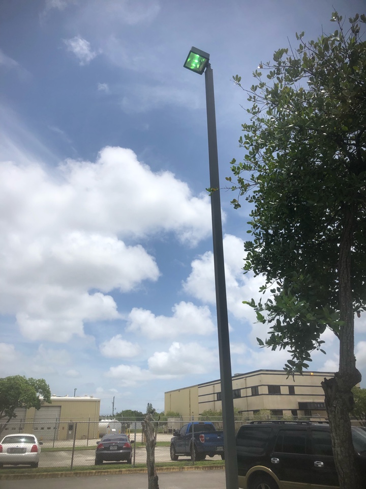 Restored power between two poles