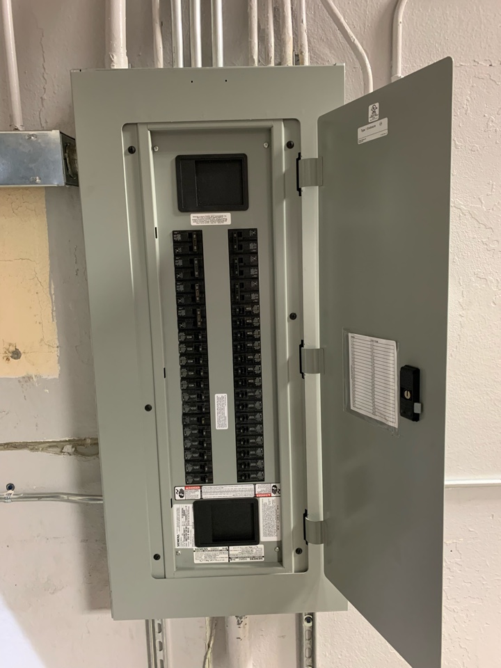 Delray Beach, FL - Installed panel Delray Beach, FL - Installed panel