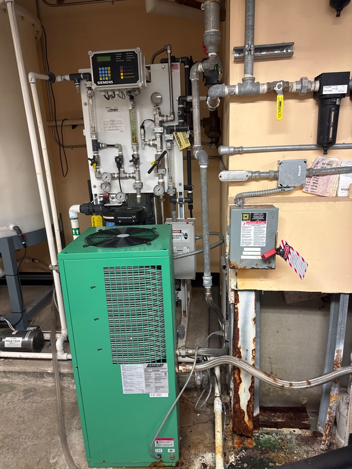 Palmetto Bay, FL - Emergency services to safe off water treatment facilities motor 