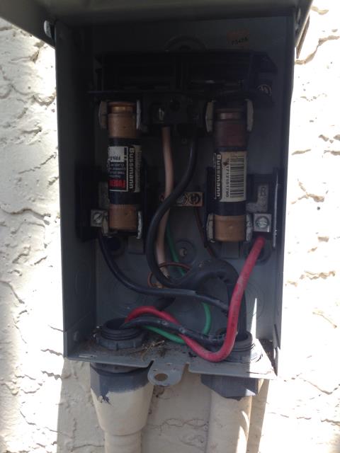 Electricial Contractor Boca Raton, FL|Electrician restoring air conditioning for our customers in Boca Raton, FL by repairing fused disconnect switch.