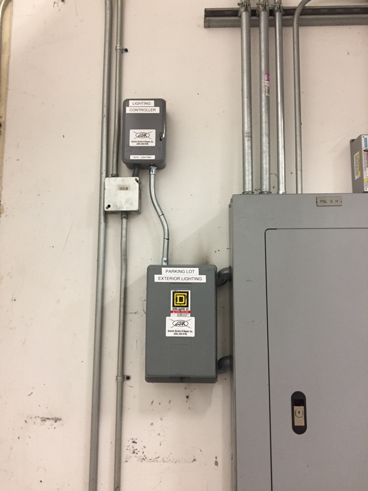 Miami, FL - Installed new lighting lighting destroyed previous lighting Contactor and Time clock Miami, FL - Installed new lighting lighting destroyed previous lighting Contactor and Time clock