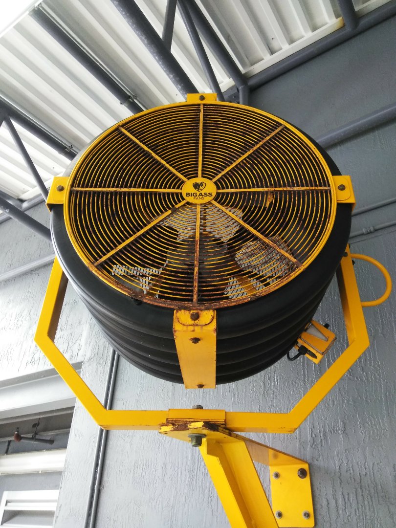 Trouble shoot yellow jacket fan,has no power.Checked circuit,fan motor damaged.