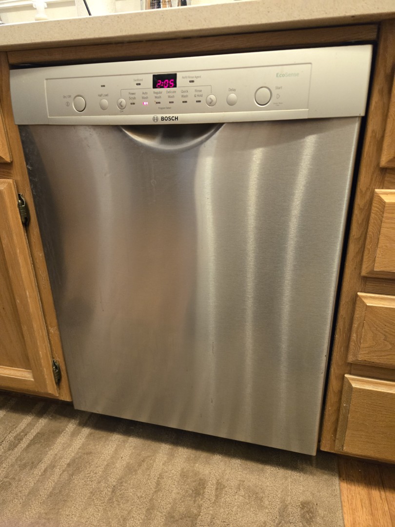 I was called to repair a Bosch dishwasher that was not turning on. Upon inspection, I found that the main control board had failed. I replaced the board and the dishwasher started working again.