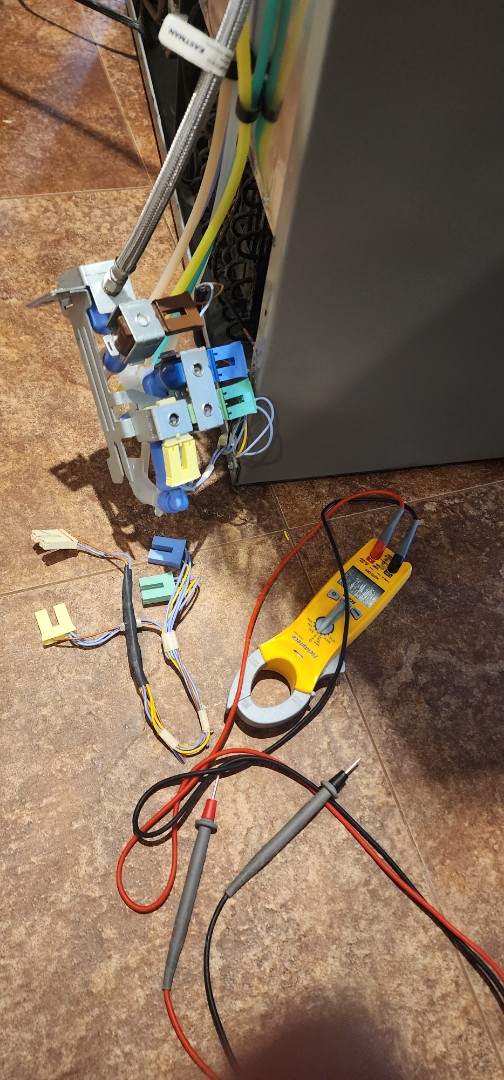 I was called to a home in Carefree, Arizona to repair a Frigidaire refrigerator that was not making ice. Upon inspection, I found that the water filter head was clogged with debris. I removed the old filter head and replaced it with a new one. Afterward, I tested the refrigerator and found that it was producing ice again. The customer was very happy with the service and thanked me for my help.