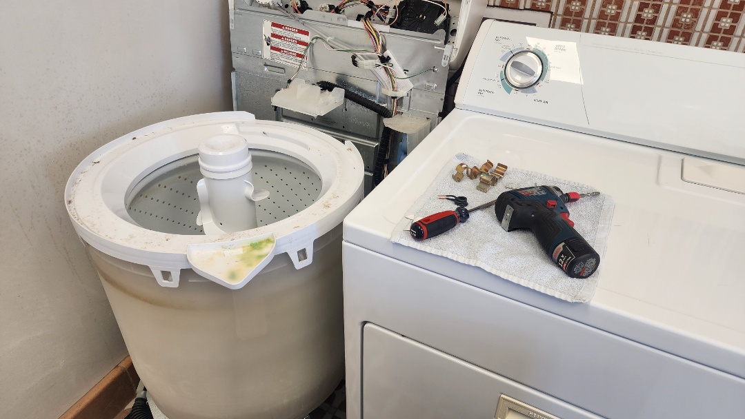 A customer reported an issue with their vintage Whirlpool top-load washer, which was leaking water onto the floor. Upon inspection, I identified the source of the leak as a failing water inlet valve assembly. This assembly is responsible for controlling the flow of water into the washer during the fill cycle. Over time, the valve's internal components can wear out, leading to leaks. I carefully disassembled the washer to access the water inlet valve assembly. After confirming the valve's failure, I replaced it with a new one, ensuring a proper fit and secure installation. Following the replacement, I tested the washer to confirm that the leak was resolved and that the machine was functioning correctly. The customer was pleased with the repair and the restored functionality of their washer.