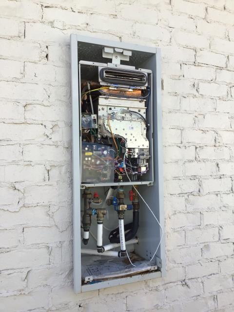 Monroe, LA - Installed a tankless water heater and checked the system for proper operation.