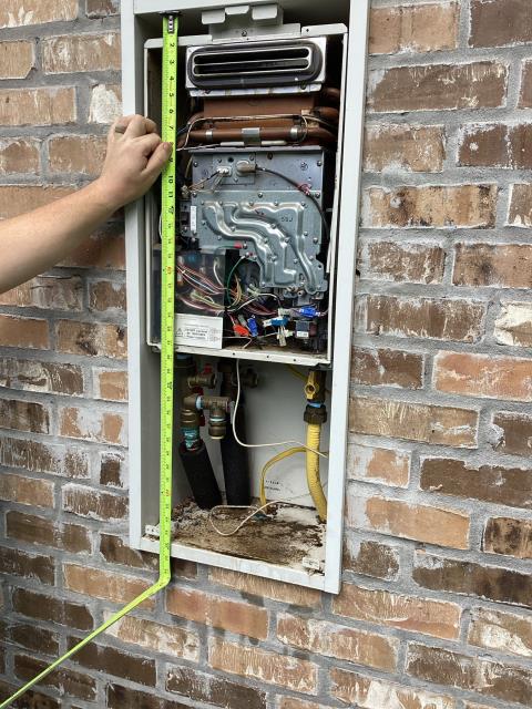 West Monroe, LA - Customer reported water heater not producing enough hot water. Performed necessary repairs and tested water heater operation.